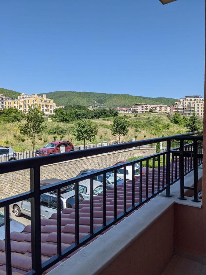 Sunny Star Dreams Condo W Prime Location, Pool, Sea View Sveti Vlas Dış mekan fotoğraf
