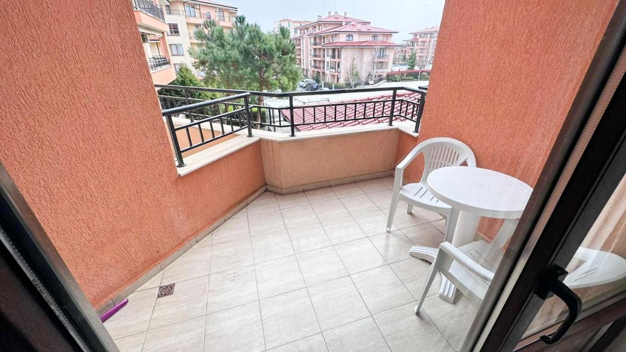 Sunny Star Dreams Condo W Prime Location, Pool, Sea View Sveti Vlas Dış mekan fotoğraf